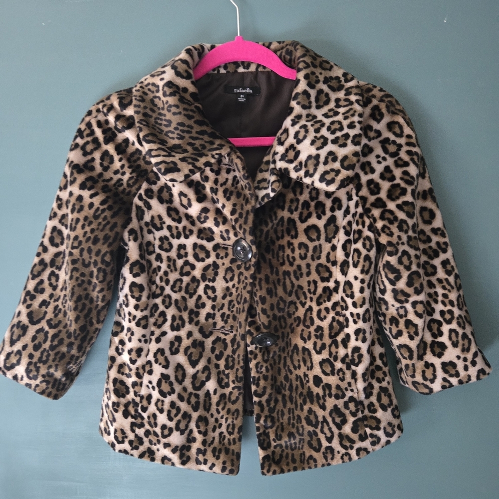 Fuzzy Leopard Short Vintage Style Jacket